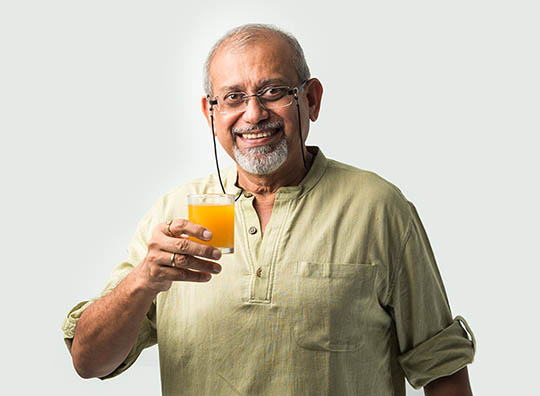 JuicesForSenior-Feature_23002332_[1]