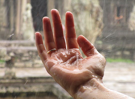 Raining_21352580_[1]
