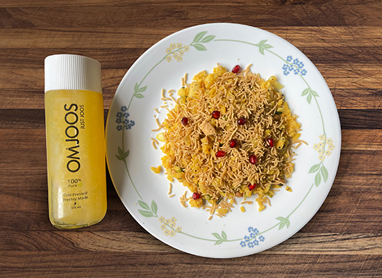 Poha With Cold-Pressed Juice